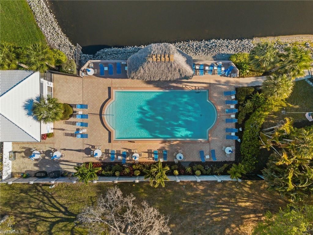 822 Gulf Pavilion Dr , Unit 201, Naples, FL 34108 Photo