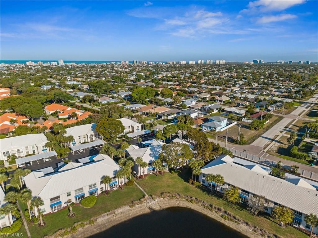 822 Gulf Pavilion Dr, Unit 201, Naples, FL 34108 Photo