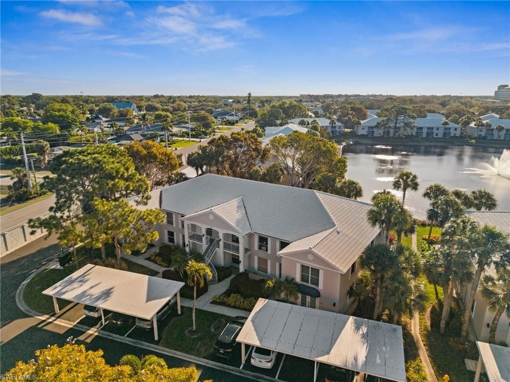 822 Gulf Pavilion Dr, Unit 201, Naples, FL 34108 Photo