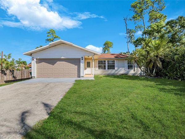 343 Golden Gate BLVD E, NAPLES, FL 34120