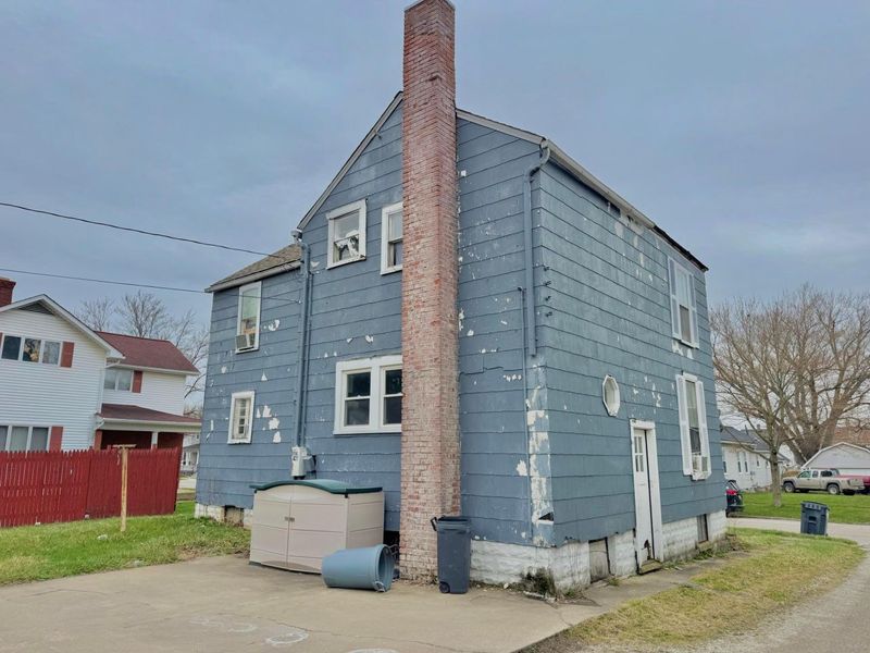 213 Maplewood Street , Willard, OH 44890 Photo 3