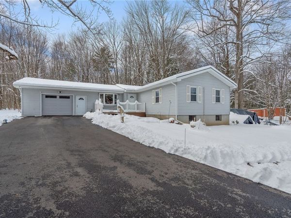 917 County Route 10 , Pennellville, NY 13132