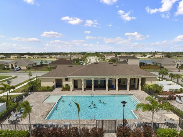 9945 E Villa Circle, Vero Beach, FL 32966