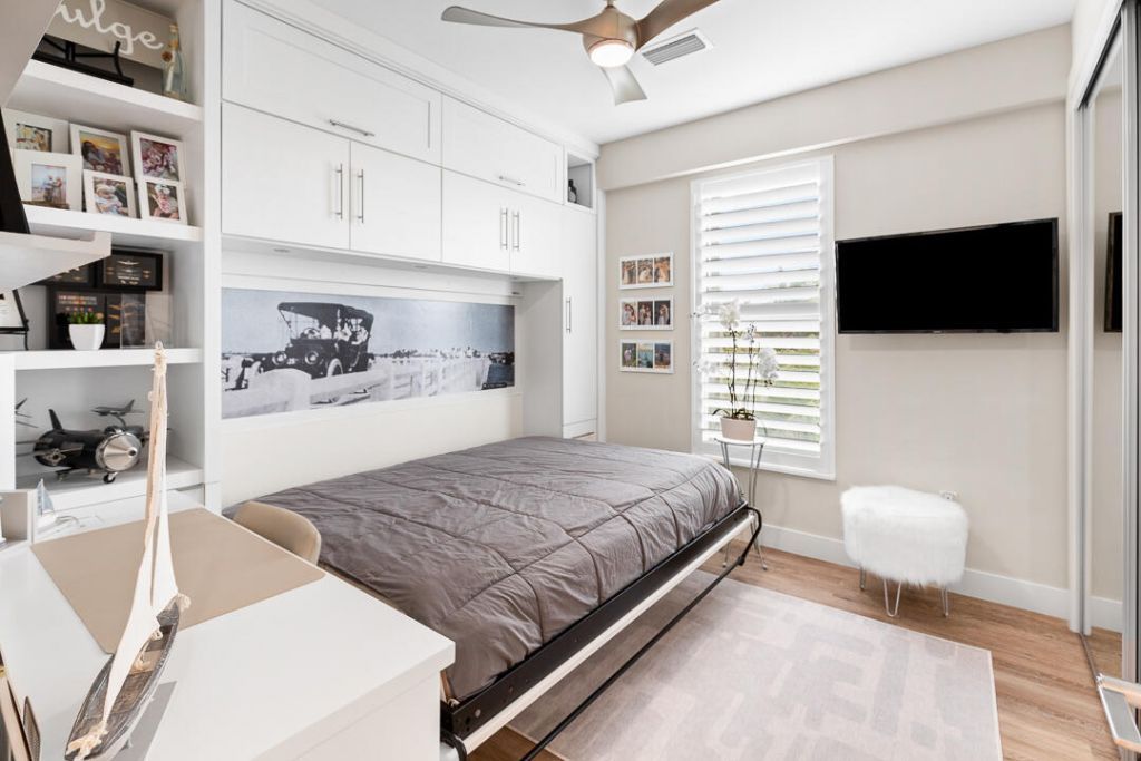 41 SW Seminole Street, Unit 307, Stuart, FL 34994 Photo