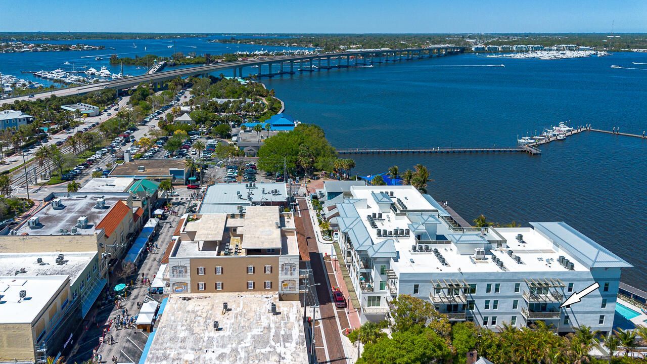 41 SW Seminole Street, Unit 307, Stuart, FL 34994 Photo