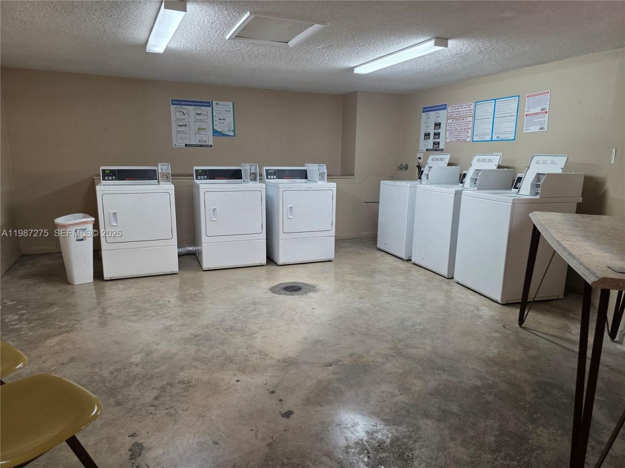 8615 NW 8th St, Unit 319, Miami, FL 33126 Photo