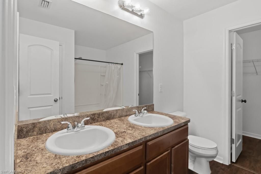 2719 NE 6th Pl, Cape Coral, FL 33909 Photo