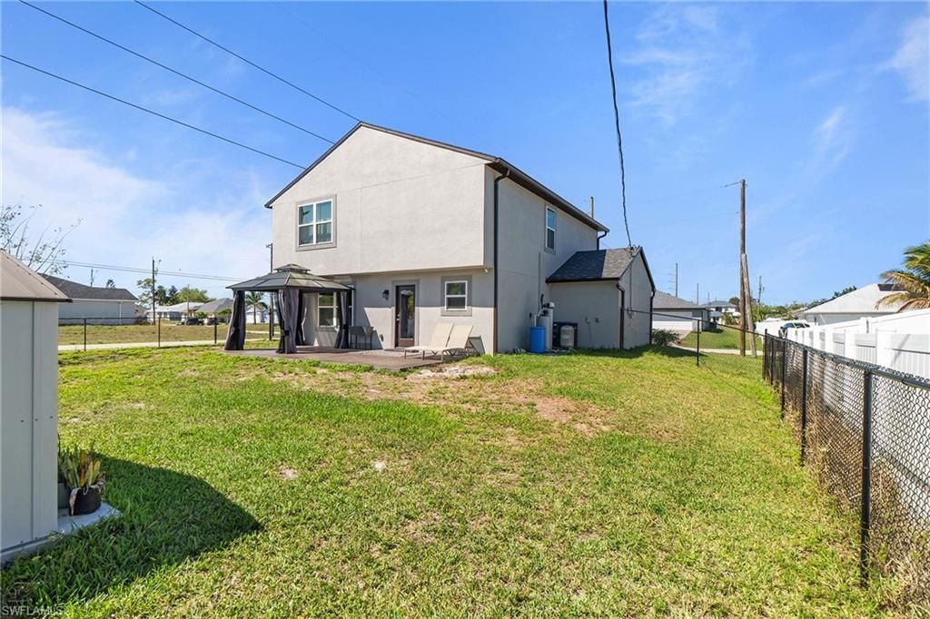 2719 NE 6th Pl, Cape Coral, FL 33909 Photo