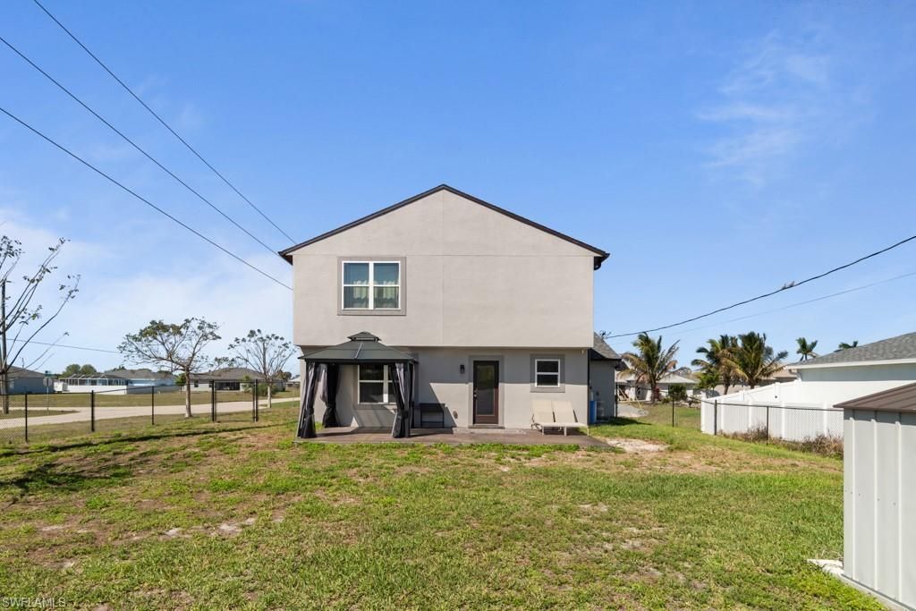 2719 NE 6th Pl, Cape Coral, FL 33909 Photo