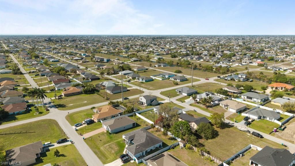 2719 NE 6th Pl, Cape Coral, FL 33909 Photo