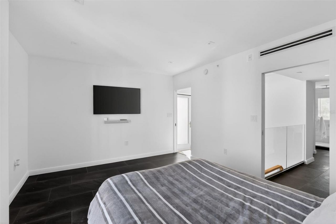 120 Jefferson Avenue, Unit 12009, Miami Beach, FL 33139 Photo