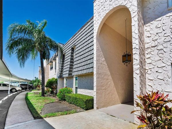 219 ELMWOOD CIRCLE, Unit 219, SEMINOLE, FL 33777