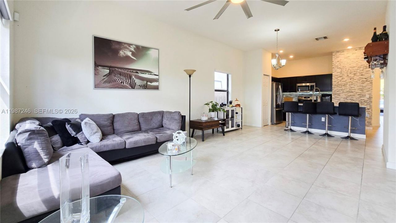 134 NE 23rd Ter, Homestead, FL 33033 Photo