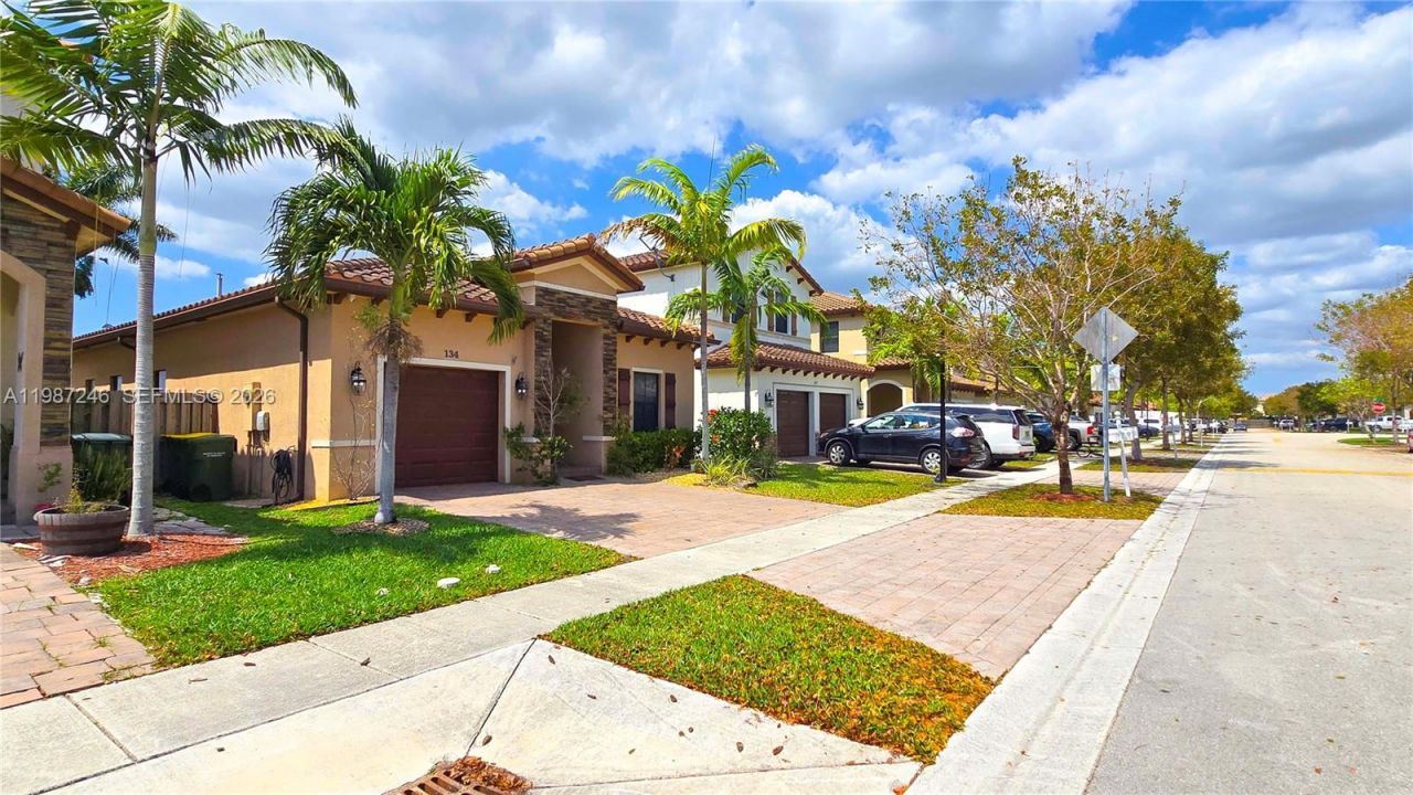134 NE 23rd Ter, Homestead, FL 33033 Photo