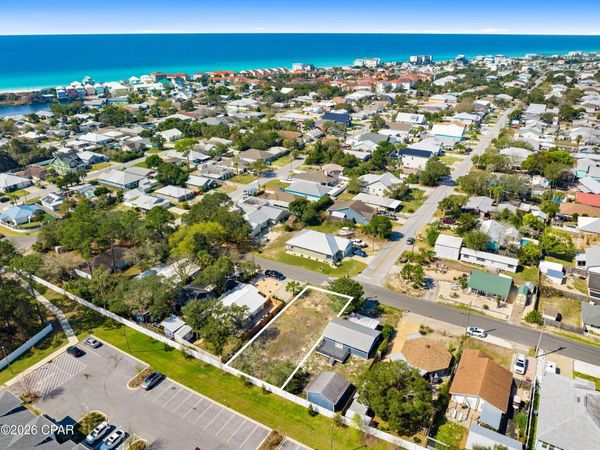 512 Le Grand Drive, Panama City Beach, FL 32413