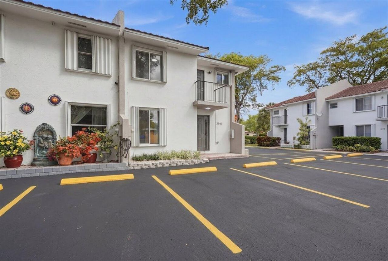 3940 NW 76th Terrace, Unit 3940, Davie, FL 33024 Photo