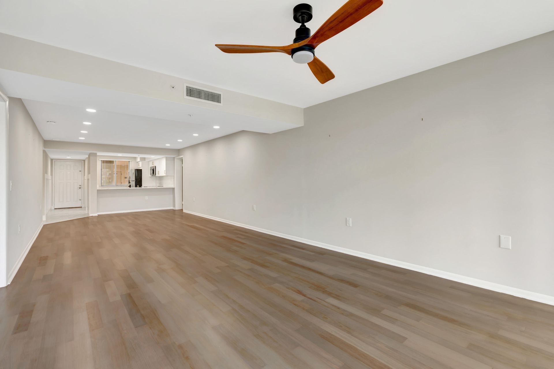 2501 Marina Isle Way, Unit 104, Jupiter, FL 33477 Photo