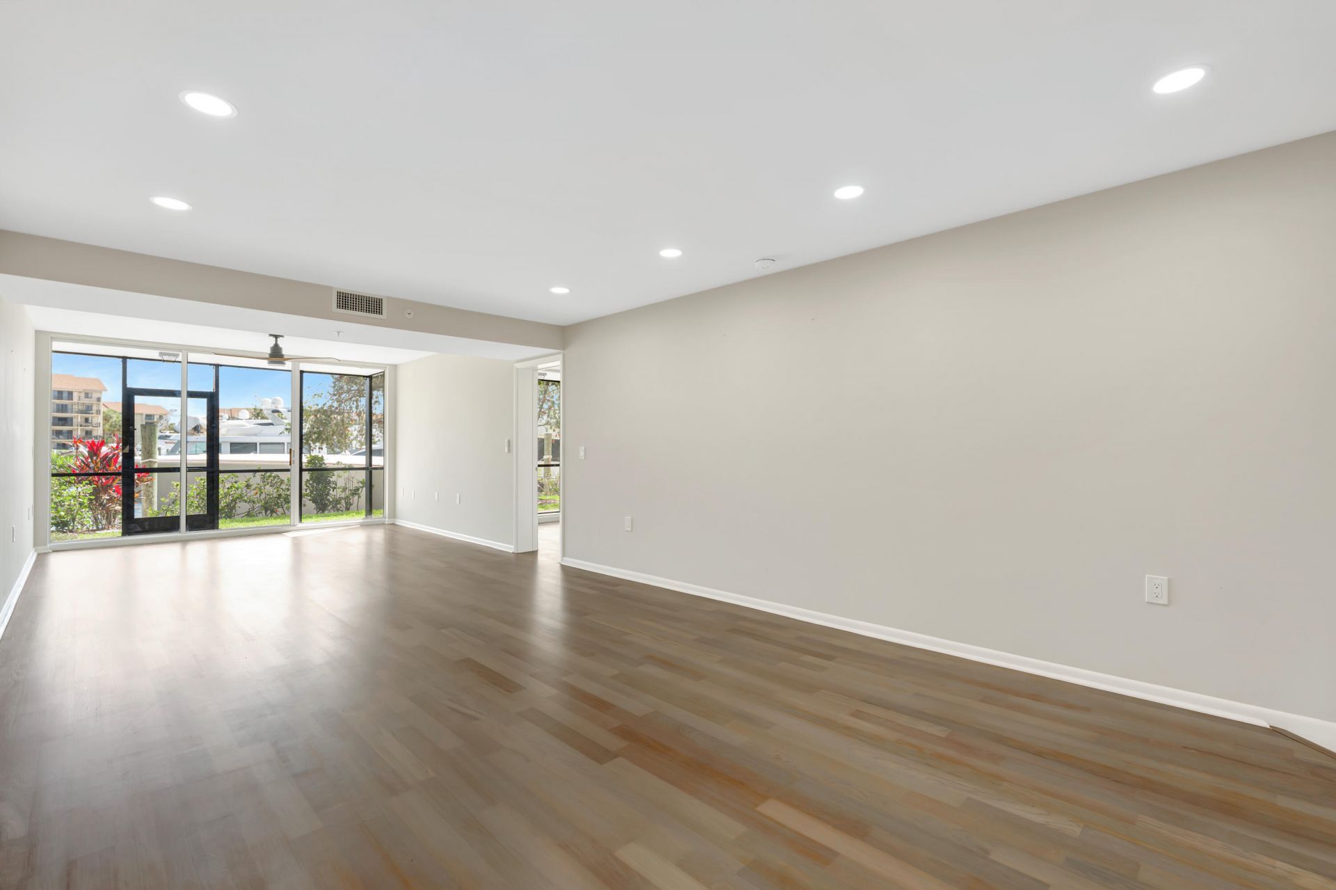 2501 Marina Isle Way, Unit 104, Jupiter, FL 33477 Photo