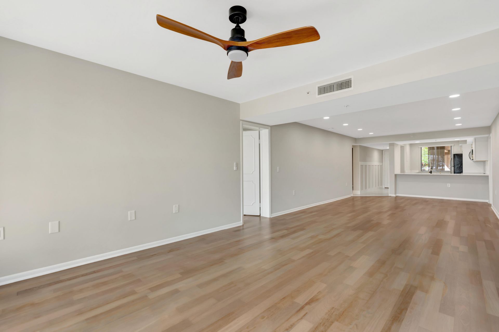 2501 Marina Isle Way, Unit 104, Jupiter, FL 33477 Photo