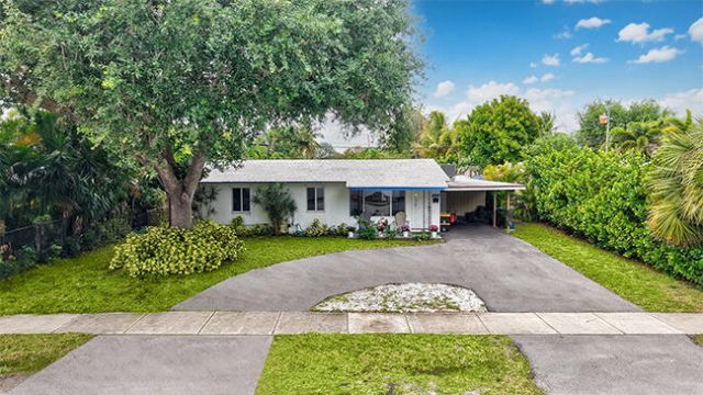 2725 NE 6th Avenue, Wilton Manors, FL 33334 Main Photo
