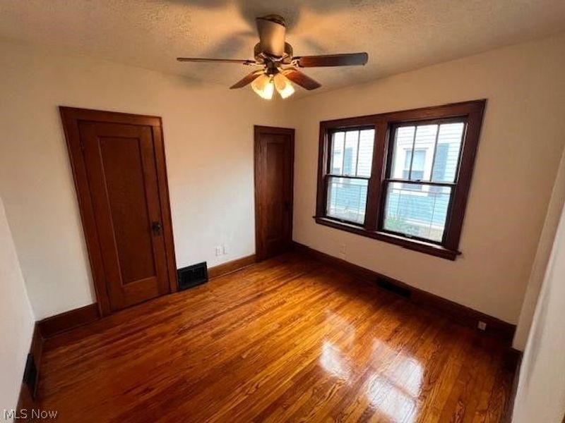 368 E Ido Avenue , Akron, OH 44301 Photo 13