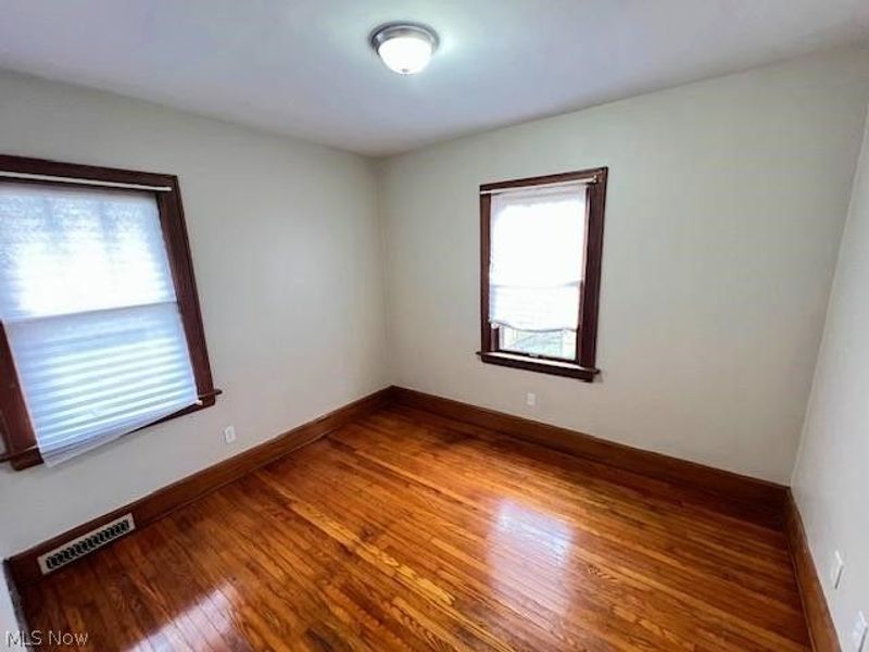 368 E Ido Avenue , Akron, OH 44301 Photo 14