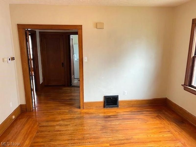 368 E Ido Avenue , Akron, OH 44301 Photo 7