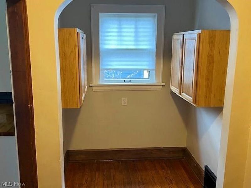 368 E Ido Avenue , Akron, OH 44301 Photo 9