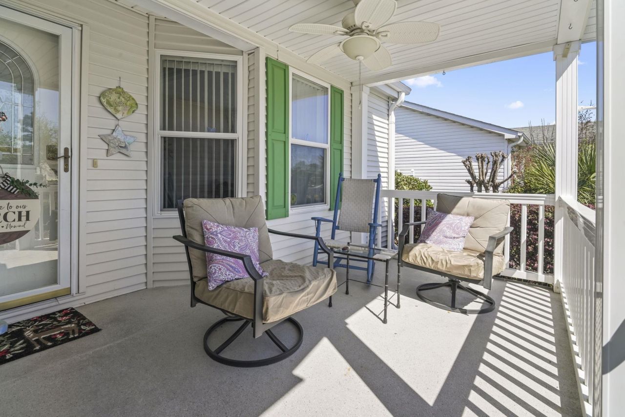 558 Woodholme Dr. Photo 11