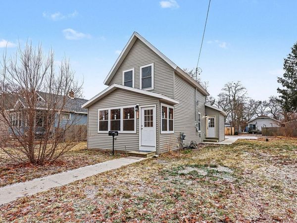 769 Catawba Avenue, Muskegon, MI 49442