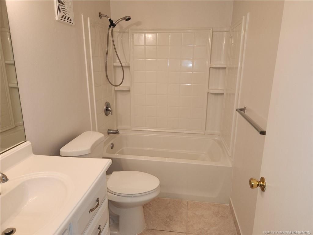 2950 SE Ocean Boulevard, Unit 3-11, Stuart, FL 34996 Photo