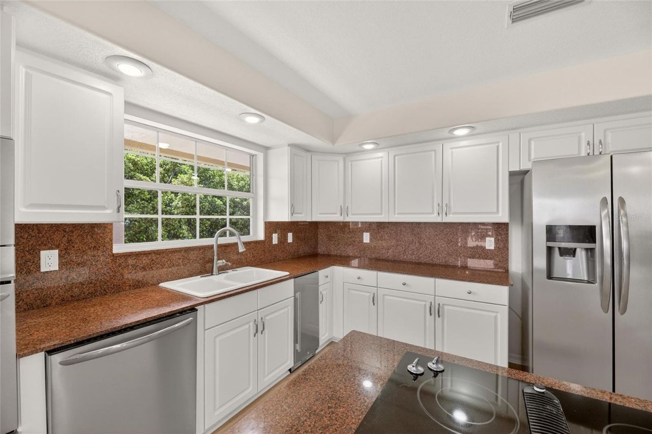 6107 Marbella Boulevard, Apollo Beach, FL 33572 Photo