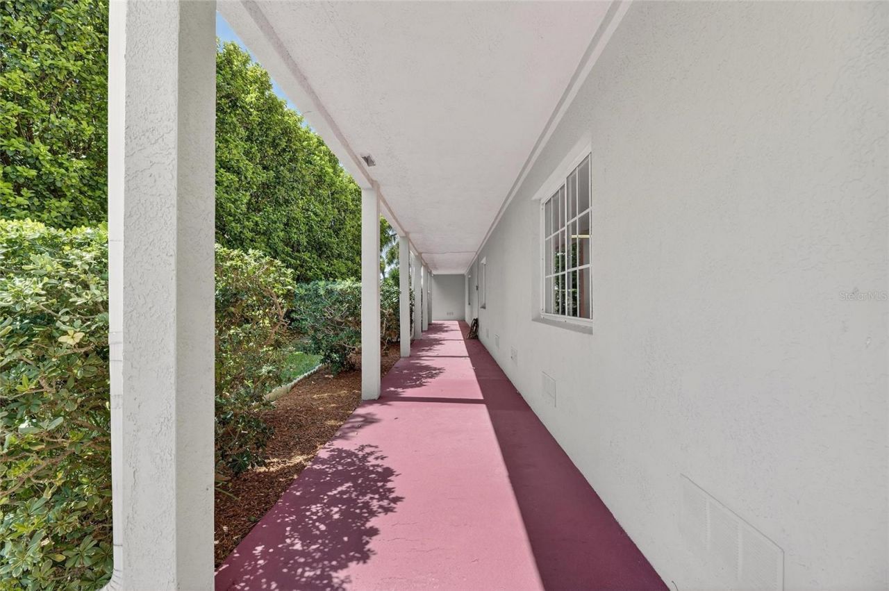 6107 Marbella Boulevard, Apollo Beach, FL 33572 Photo