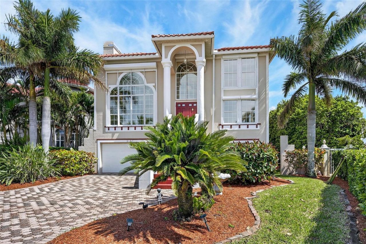 6107 Marbella Boulevard, Apollo Beach, FL 33572 Photo