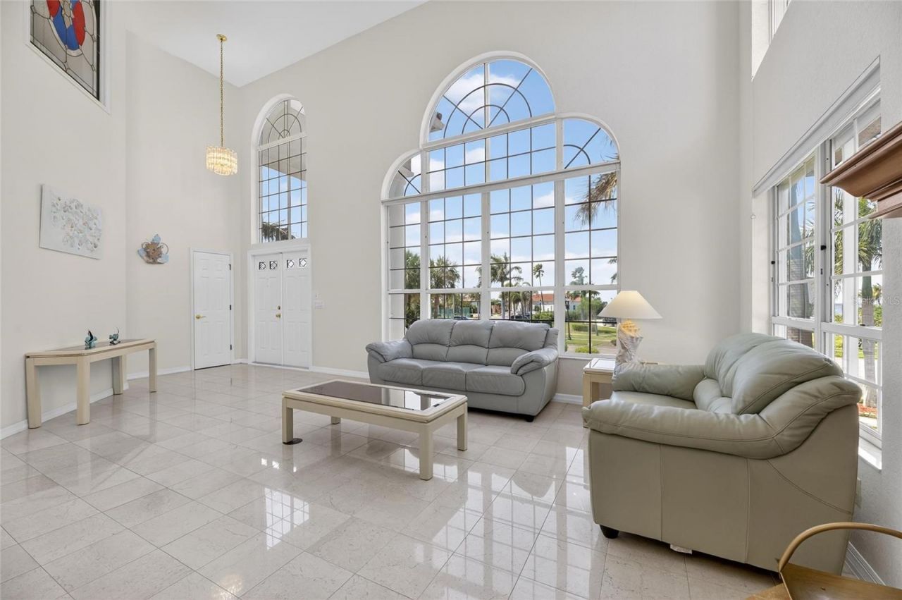 6107 Marbella Boulevard, Apollo Beach, FL 33572 Photo