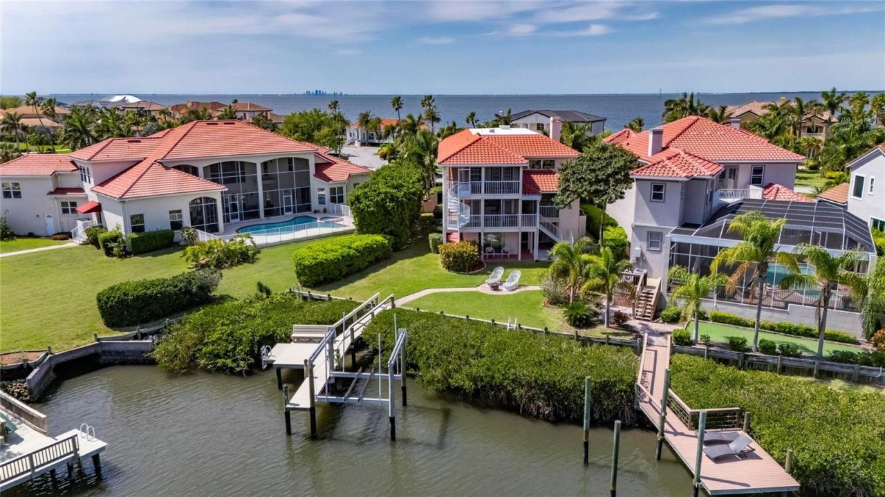 6107 Marbella Boulevard, Apollo Beach, FL 33572 Photo