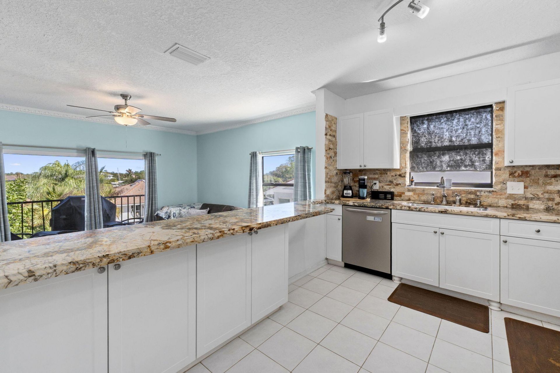 2985 SE South Lookout Boulevard, Unit 3, Port Saint Lucie, FL 34984 Photo