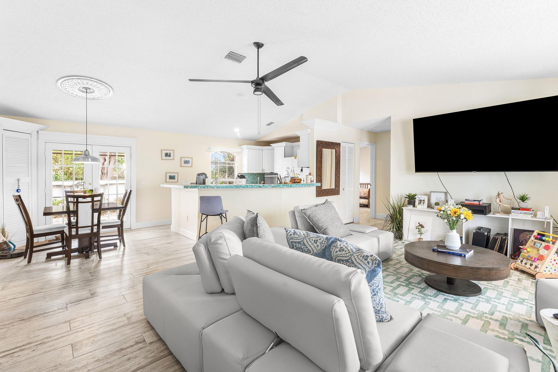 2114 SE Midtown Road, Port Saint Lucie, FL 34952 Photo