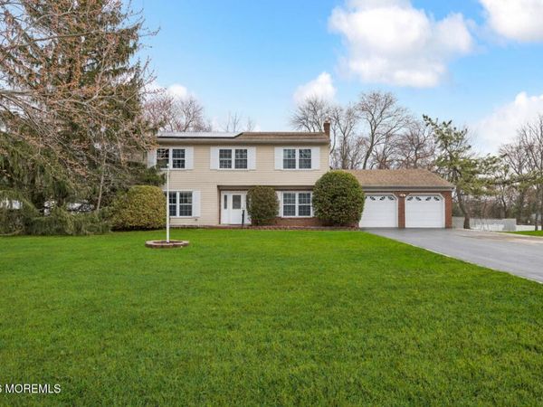 12 Village Drive, Matawan, NJ 07747