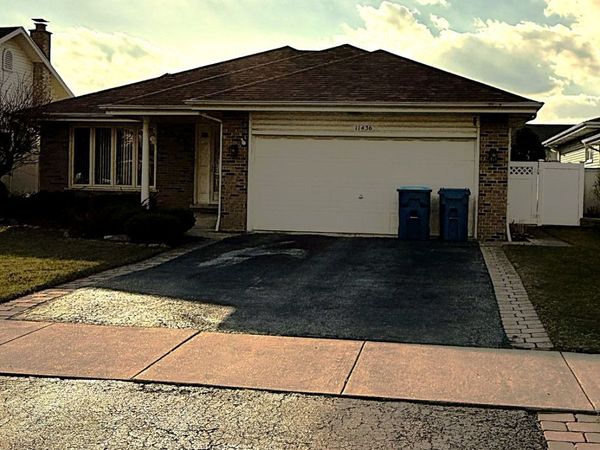 11436 S MAGNOLIA Lane, Alsip, IL 60803