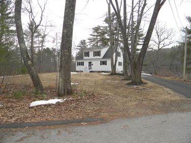 1 Lenox St, Athol, MA 01331