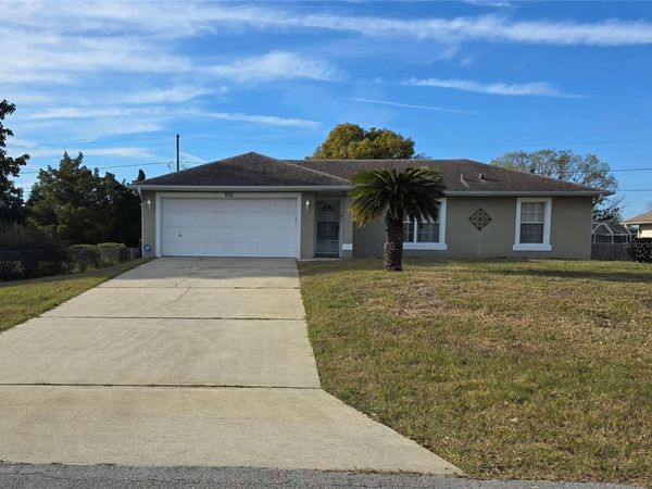 832 SHENANDOAH AVENUE , DELTONA, FL 32725