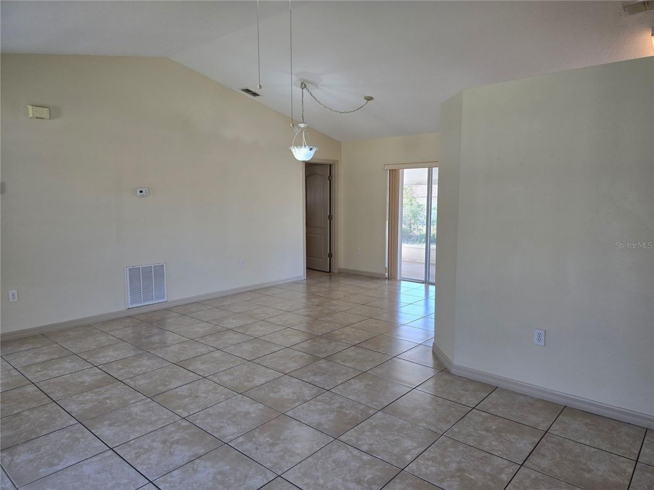 832 Shenandoah Avenue, Deltona, FL 32725 Photo