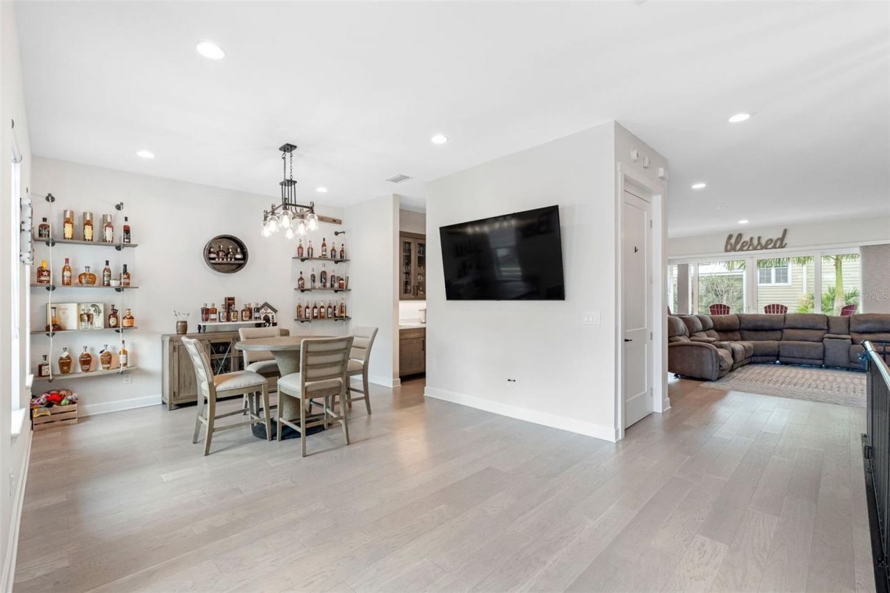 124 Forest Hills Drive, Redington Shores, FL 33708 Photo