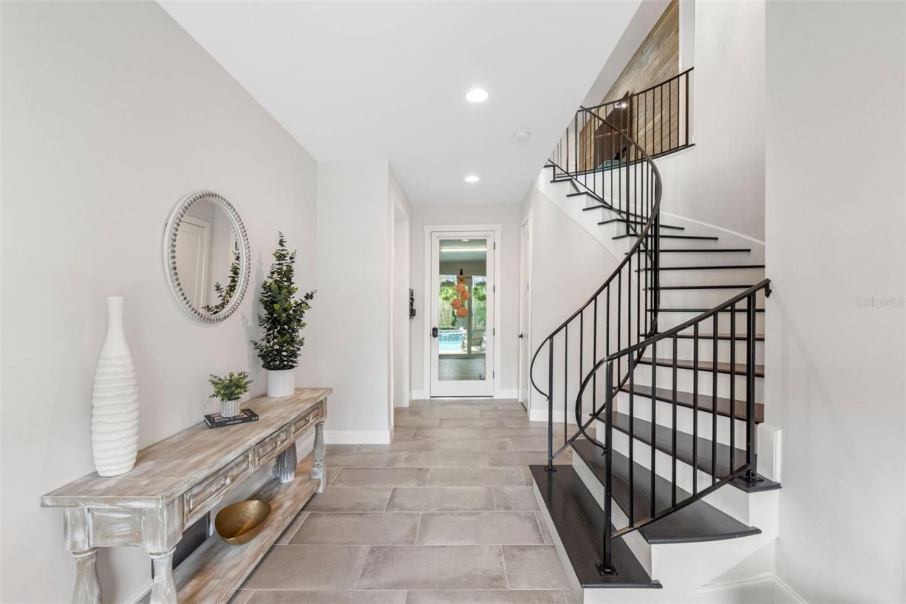 124 Forest Hills Drive, Redington Shores, FL 33708 Photo