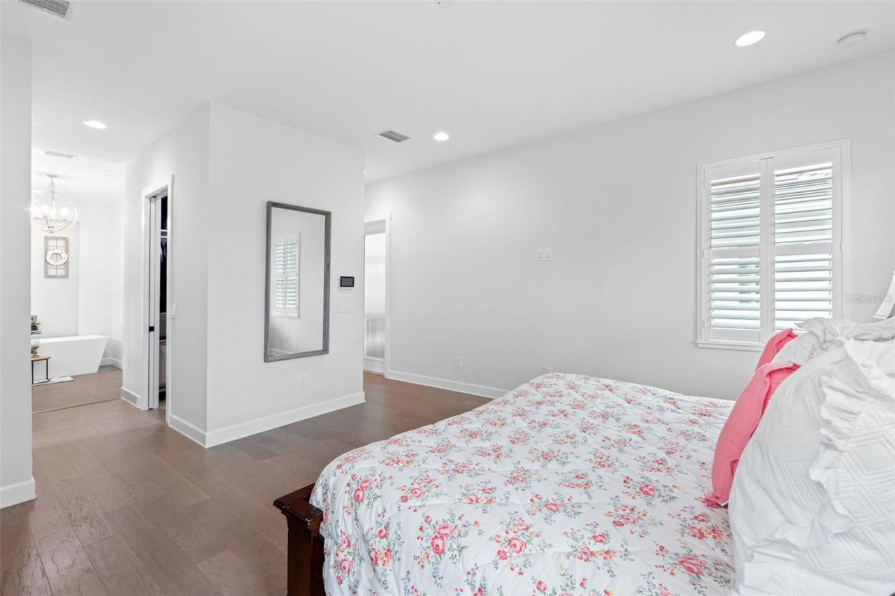 124 Forest Hills Drive, Redington Shores, FL 33708 Photo