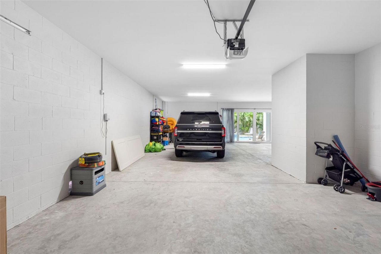 124 Forest Hills Drive, Redington Shores, FL 33708 Photo