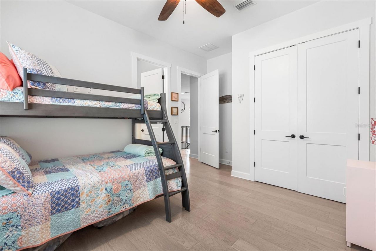 124 Forest Hills Drive, Redington Shores, FL 33708 Photo