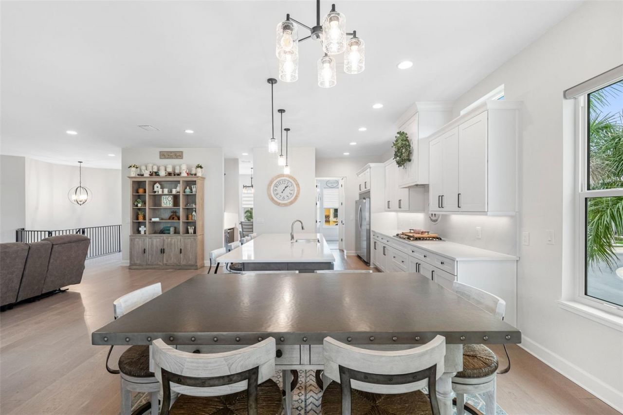 124 Forest Hills Drive, Redington Shores, FL 33708 Photo