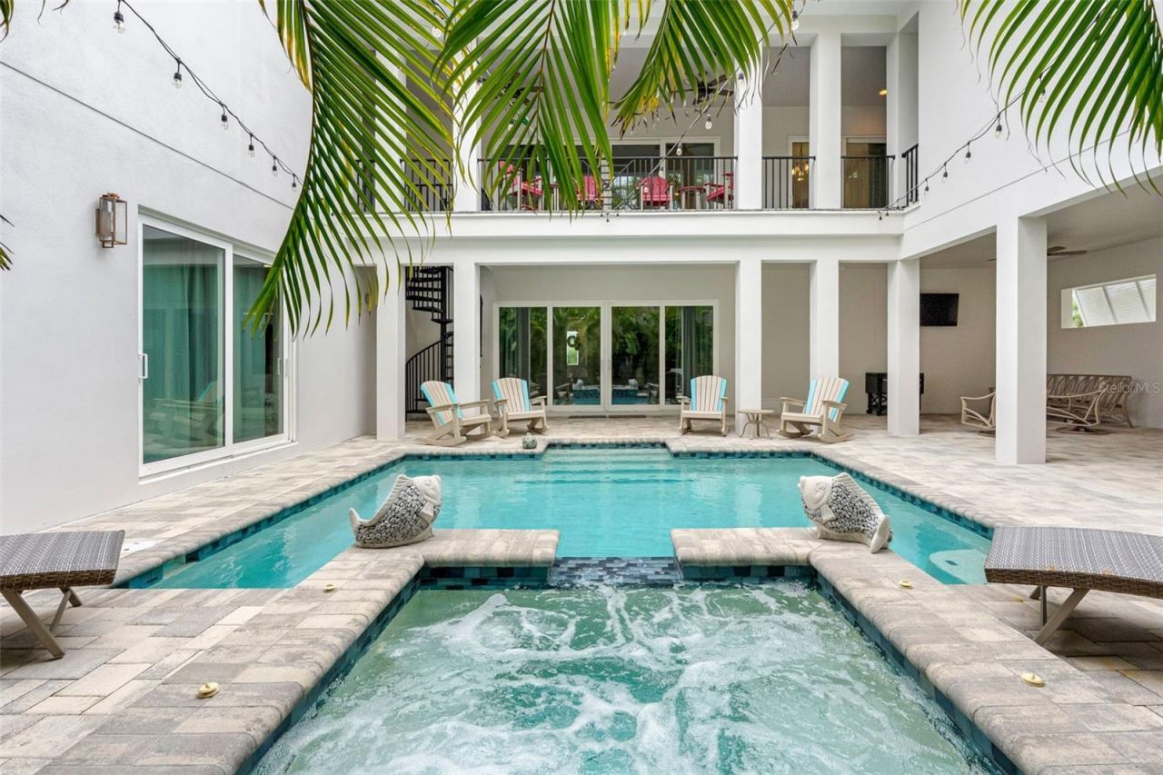 124 Forest Hills Drive, Redington Shores, FL 33708 Photo